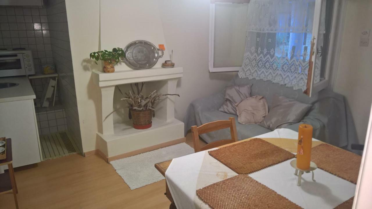 Spitaki Spata Airport Studio エクステリア 写真